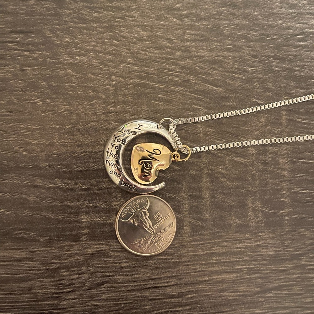 Mom Necklace. I love you to the moon and back - Picture 6 of 6